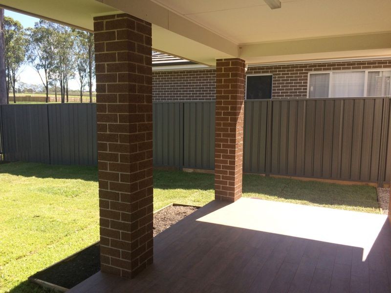 40 Canal Parade, Leppington NSW 2179