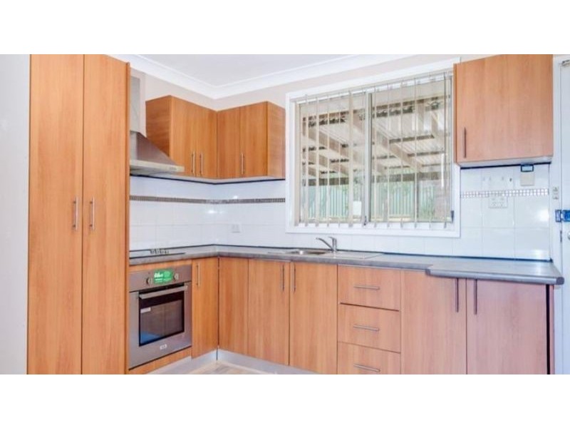 4 Marx Place, Quakers Hill NSW 2763