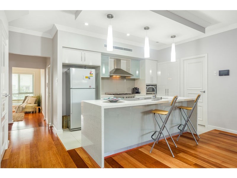 8 Arnika Court, Glenwood NSW 2768