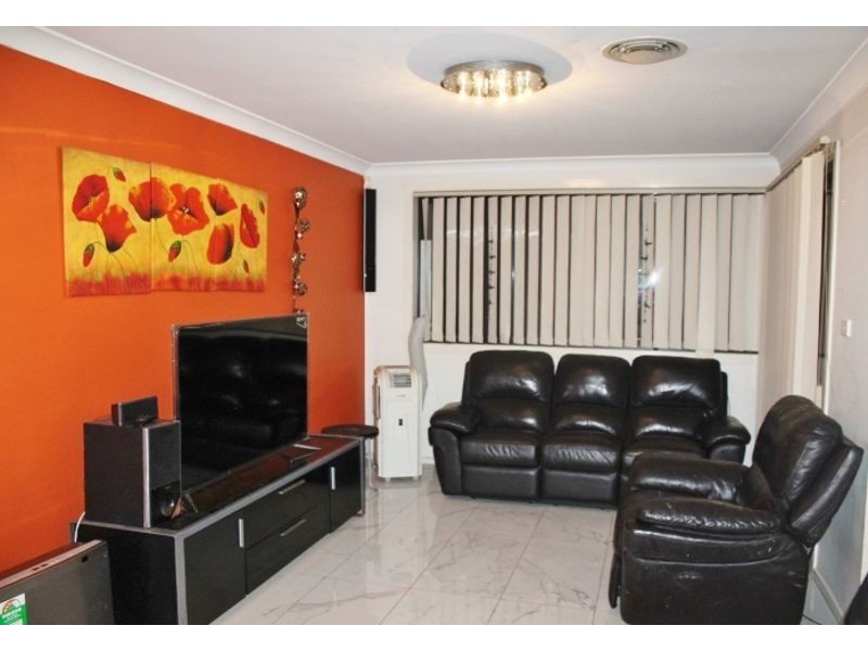 24 Chianti Court, Glenwood NSW 2768