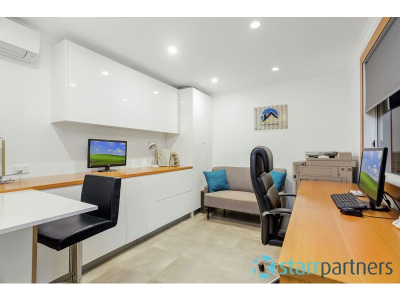 27 Wanaaring Terrace, Glenwood NSW 2768
