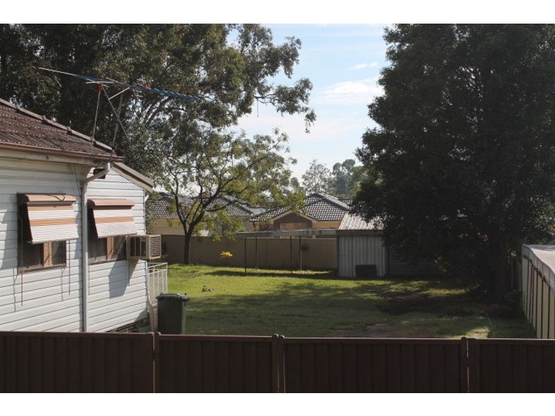 10 Bando Road, Girraween NSW 2145