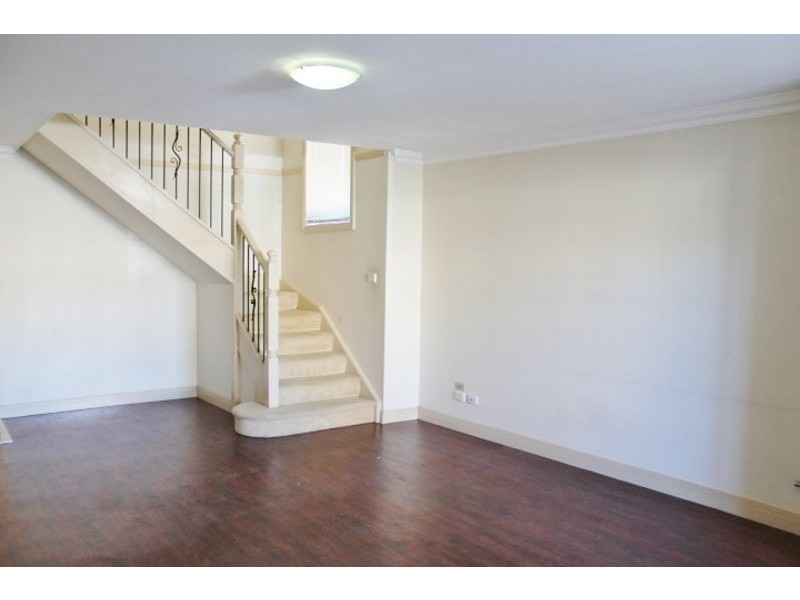 18 Ridge Street, Glenwood NSW 2768