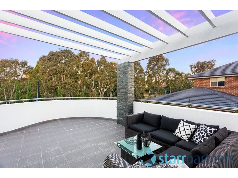 4 Waterfall Crescent, Bella Vista NSW 2153