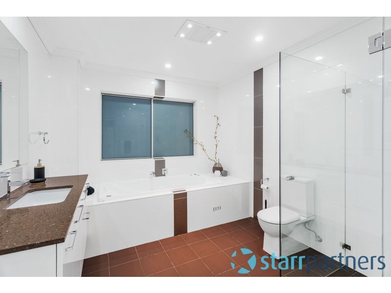 4 Waterfall Crescent, Bella Vista NSW 2153