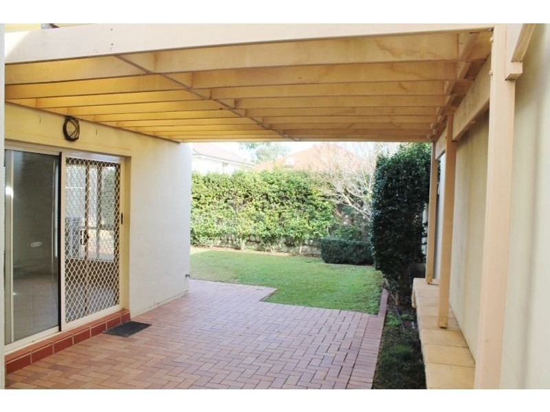 12 Linden Way, Bella Vista NSW 2153