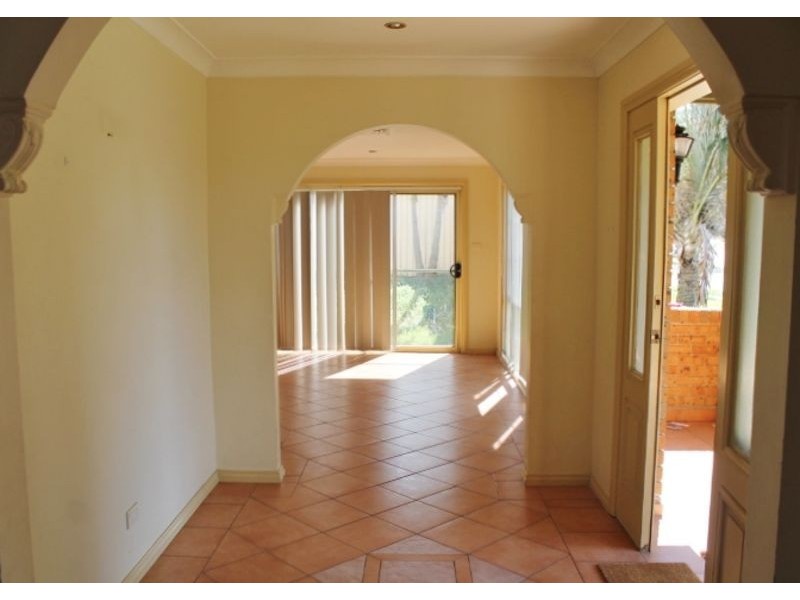 2/5 Pomegranate Place, Glenwood NSW 2768