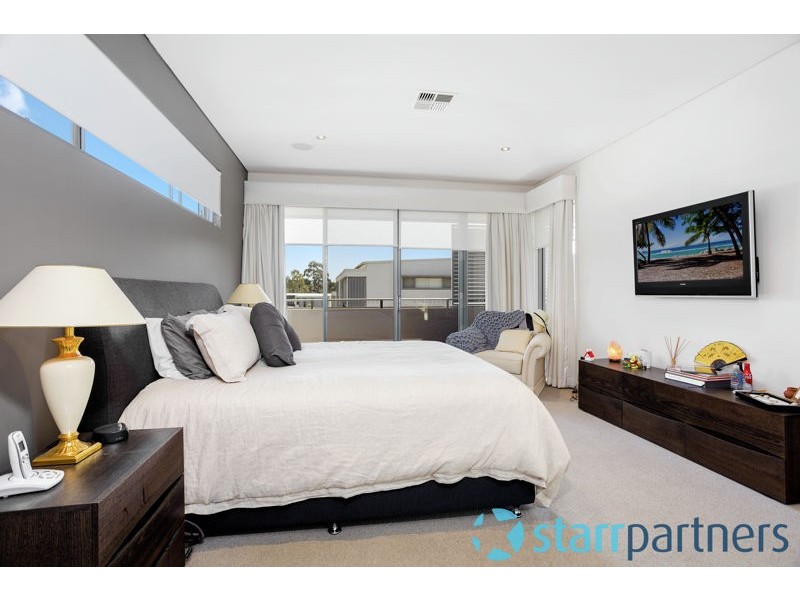 74 Central Park Avenue, Baulkham Hills NSW 2153