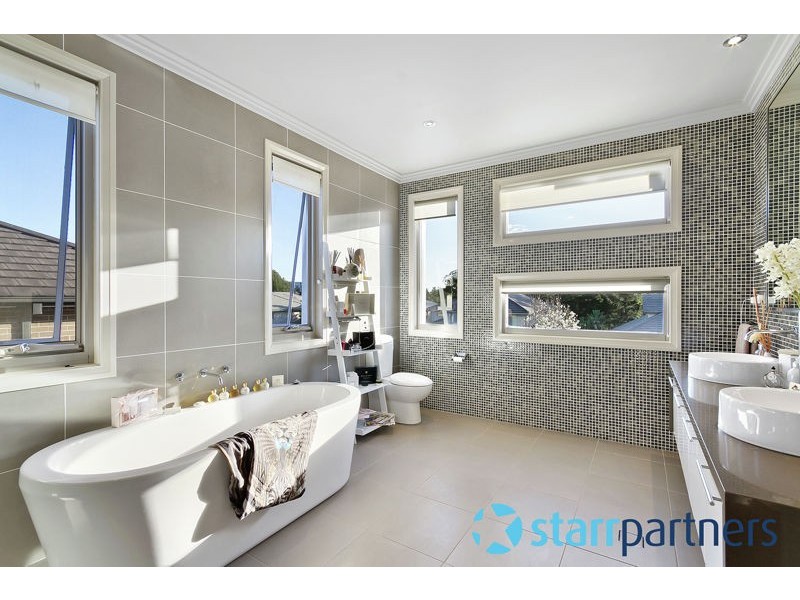 11 Craigend Place, Bella Vista NSW 2153