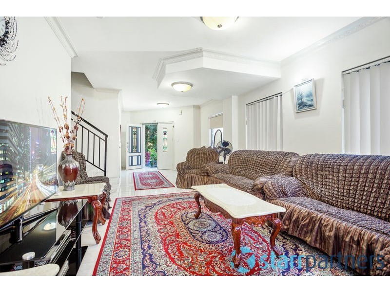 1A Brewer Crescent, South Wentworthville NSW 2145