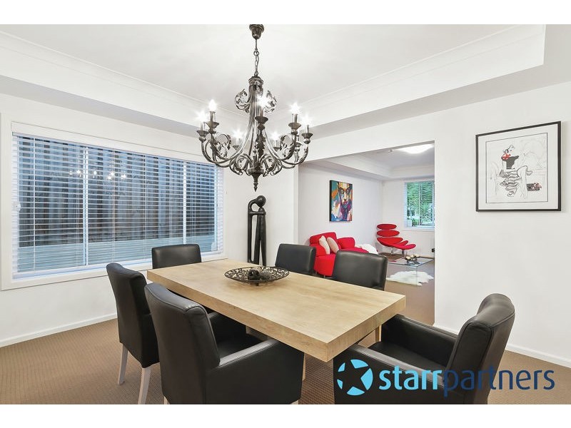 18 Ravenswood Rise, Bella Vista NSW 2153