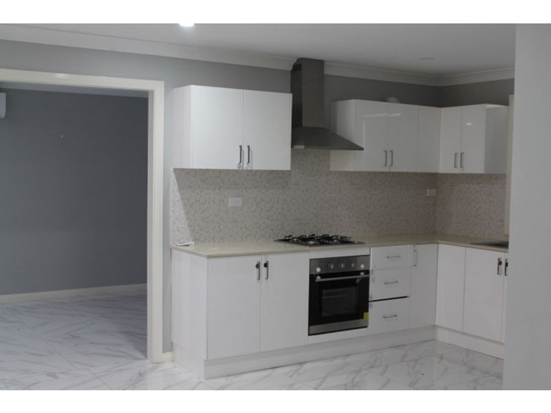 23a Manila Road, Lethbridge Park NSW 2770