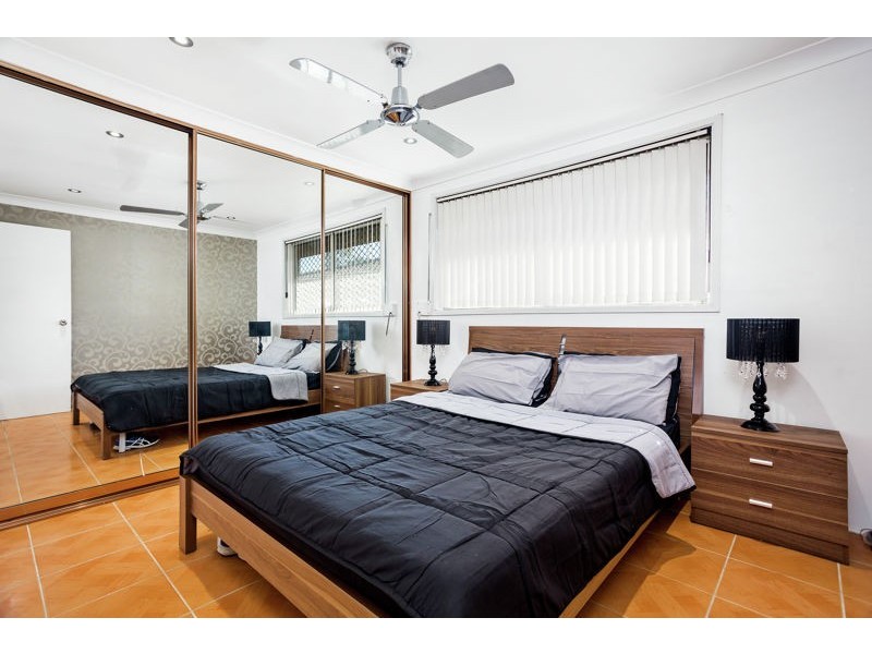 2 Benalla Cresent, Marayong NSW 2148