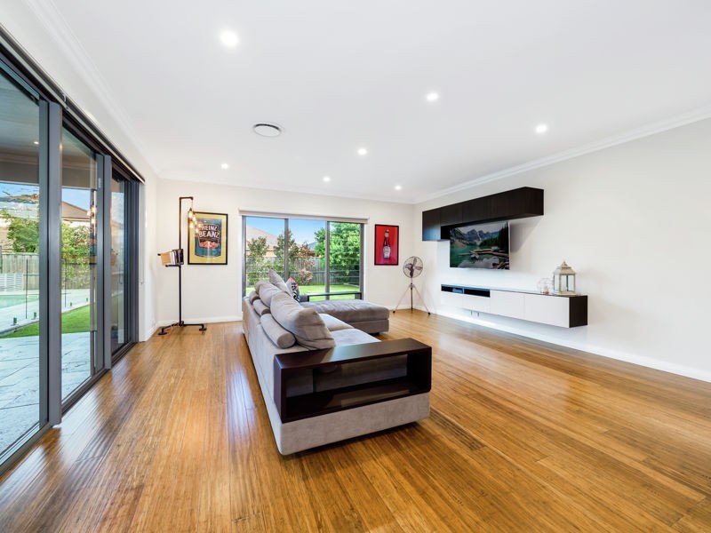 135 Ridgeline Drive, The Ponds NSW 2769