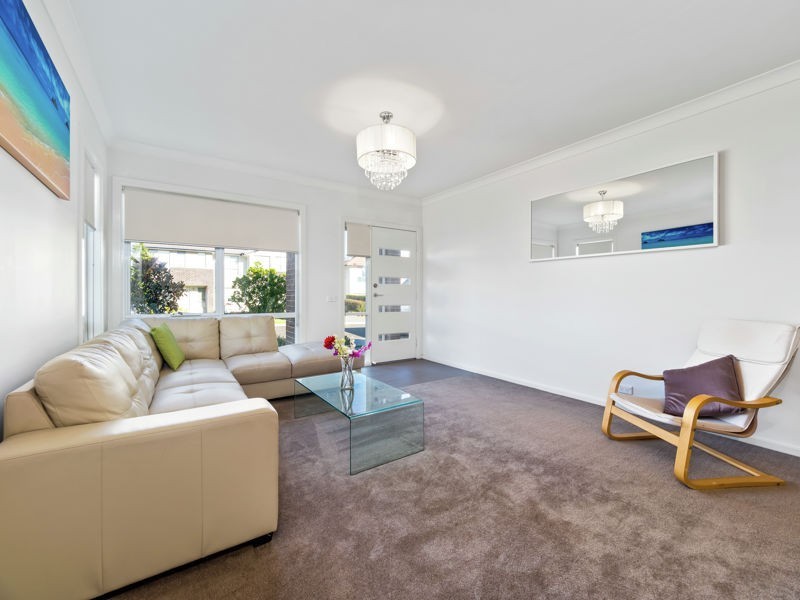 10 Lookout Circuit, Stanhope Gardens NSW 2768