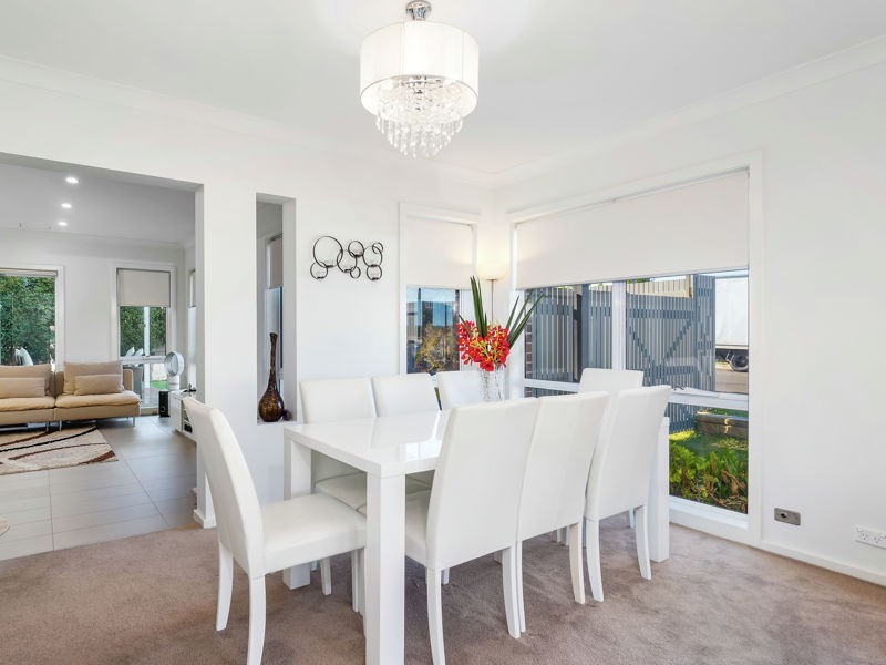 10 Lookout Circuit, Stanhope Gardens NSW 2768