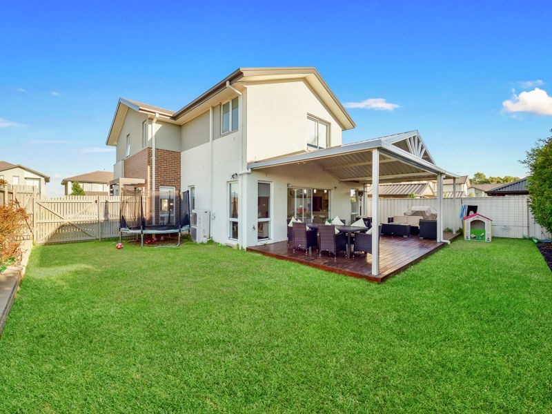 10 Lookout Circuit, Stanhope Gardens NSW 2768
