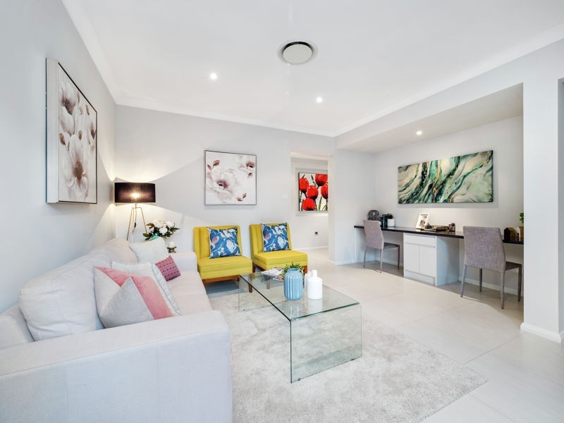 70 Greenview Parade, The Ponds NSW 2769