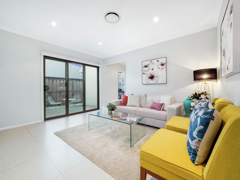 70 Greenview Parade, The Ponds NSW 2769