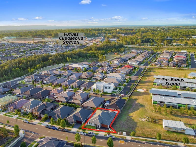 70 Greenview Parade, The Ponds NSW 2769