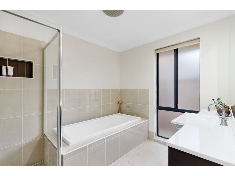 17 Selina Place, Glenwood NSW 2768