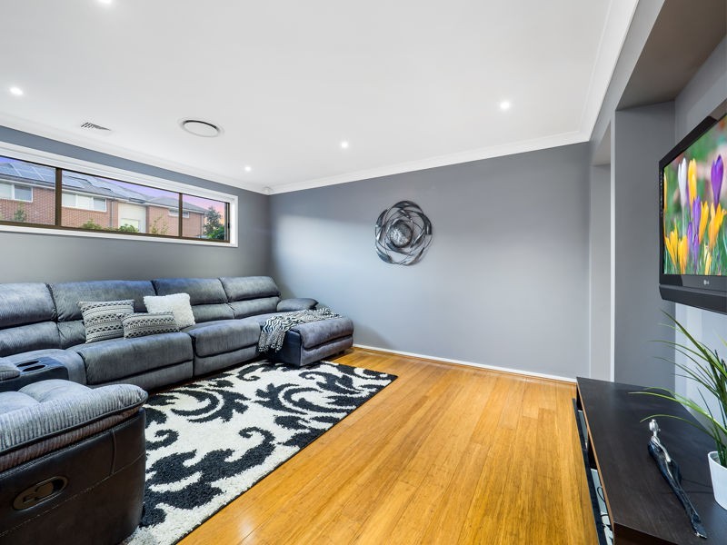 65 Ridgeline Drive, The Ponds NSW 2769