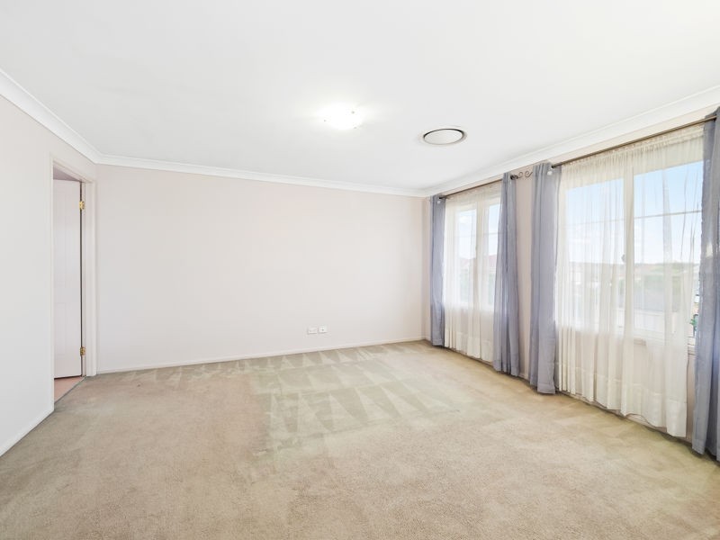 16 John Warren Avenue, Glenwood NSW 2768