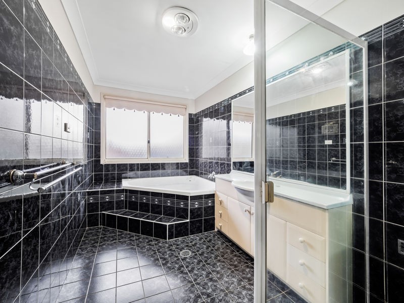 16 John Warren Avenue, Glenwood NSW 2768