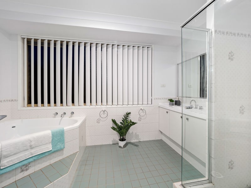 11 Simms Road, Oakhurst NSW 2761