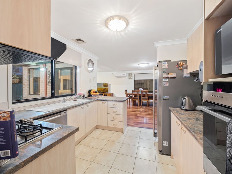 8 Deakin Avenue, Glenwood NSW 2768