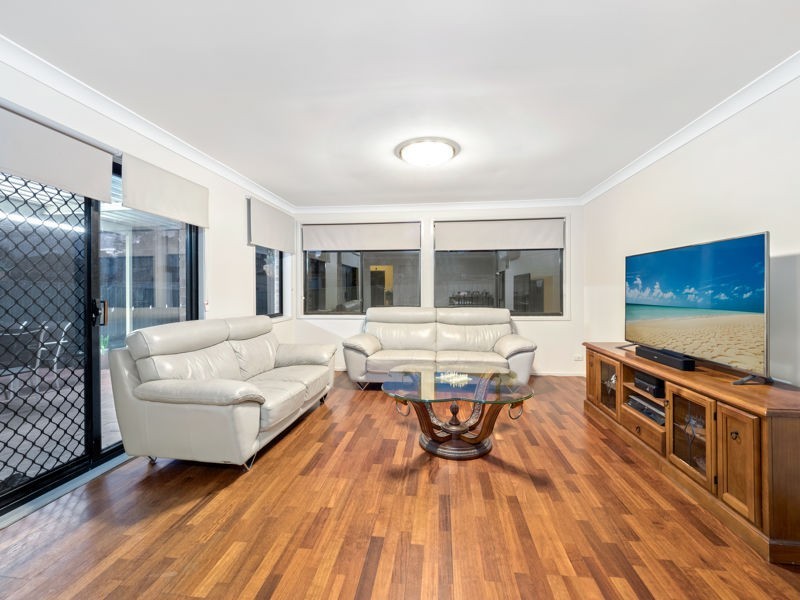 8 Deakin Avenue, Glenwood NSW 2768