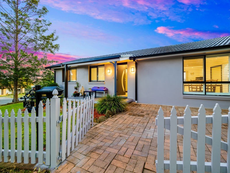 24 Lea Street, Quakers Hill NSW 2763