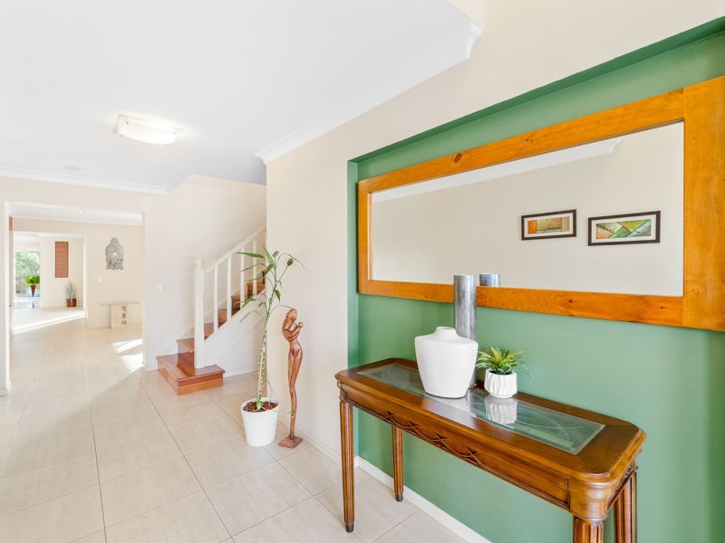 4 Huon Close, Stanhope Gardens NSW 2768