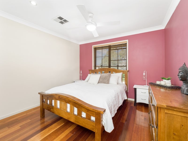 4 Huon Close, Stanhope Gardens NSW 2768