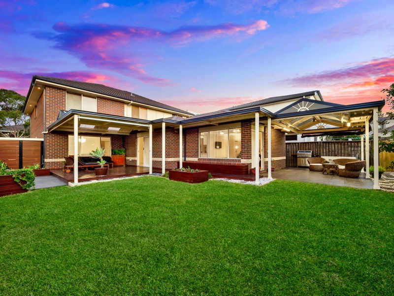 4 Huon Close, Stanhope Gardens NSW 2768