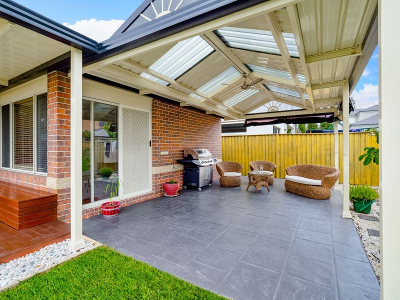 4 Huon Close, Stanhope Gardens NSW 2768