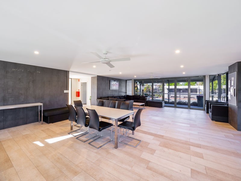 4 Huon Close, Stanhope Gardens NSW 2768