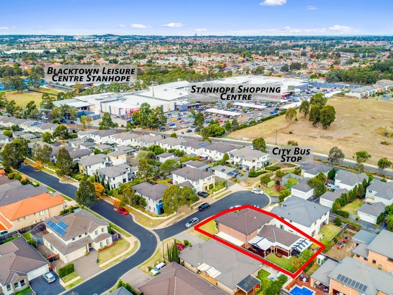 4 Huon Close, Stanhope Gardens NSW 2768