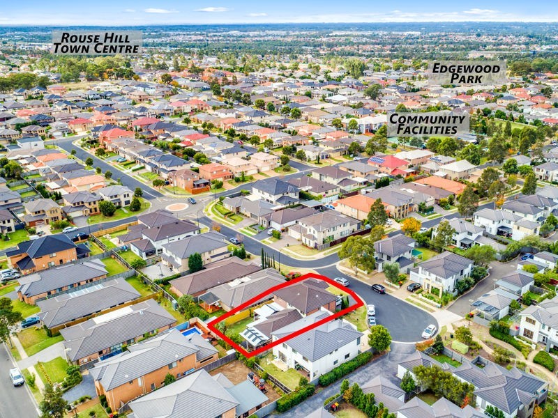 4 Huon Close, Stanhope Gardens NSW 2768