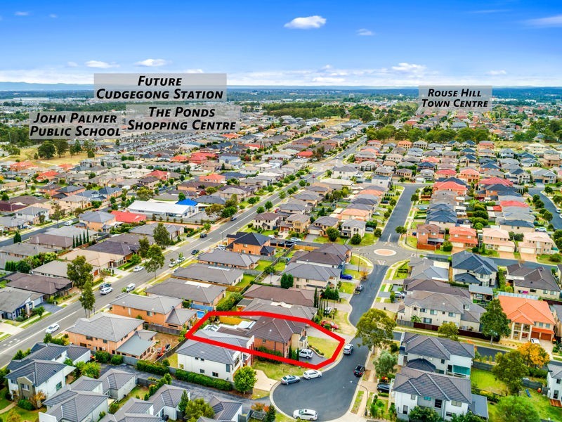 4 Huon Close, Stanhope Gardens NSW 2768