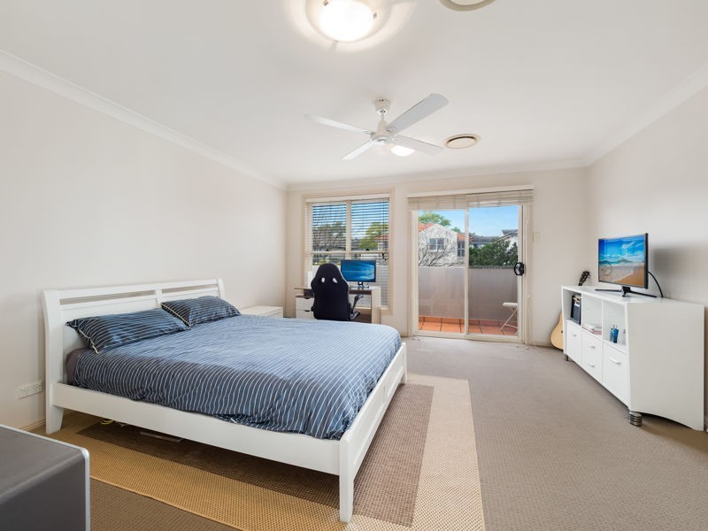 37 Linden Way, Bella Vista NSW 2153