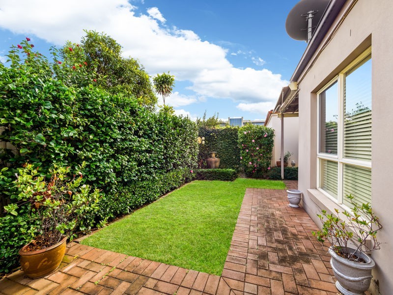 37 Linden Way, Bella Vista NSW 2153