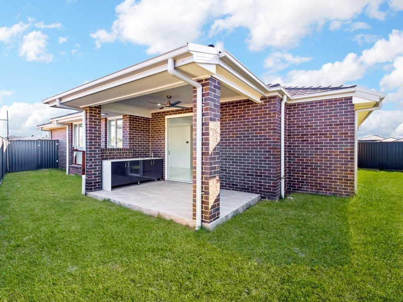 2 Sheumack Street, Marsden Park NSW 2765