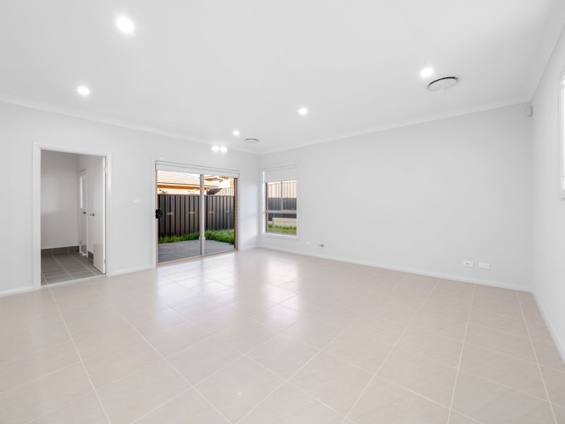 14 Riverstone Road, Riverstone NSW 2765