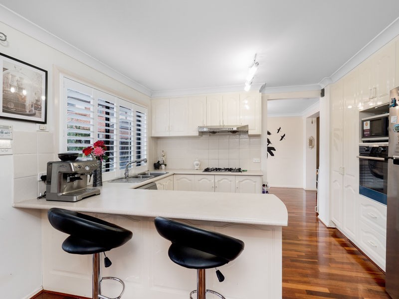 19 Millcroft Way, Beaumont Hills NSW 2155