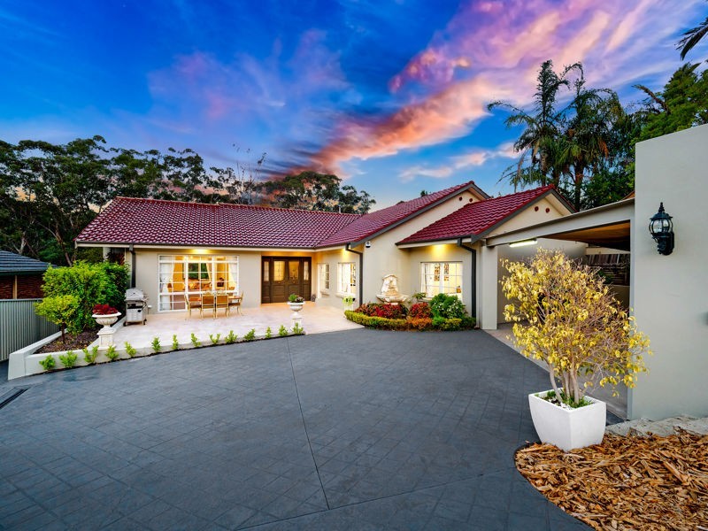 220 Ridgecrop Drive, Castle Hill NSW 2154