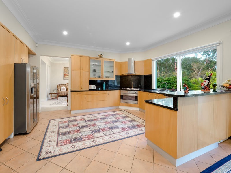 220 Ridgecrop Drive, Castle Hill NSW 2154