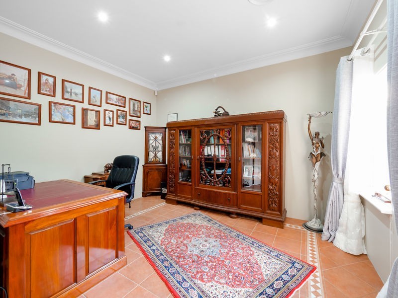 220 Ridgecrop Drive, Castle Hill NSW 2154