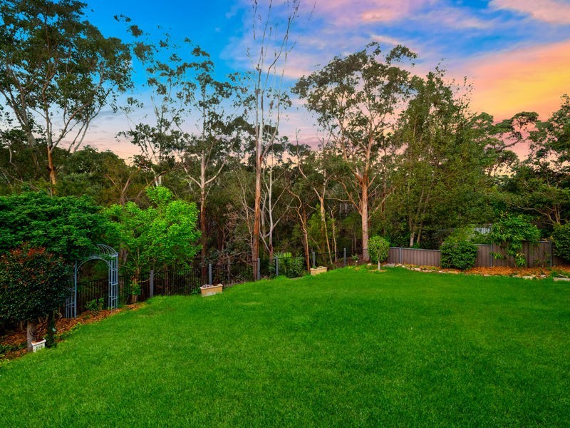 220 Ridgecrop Drive, Castle Hill NSW 2154