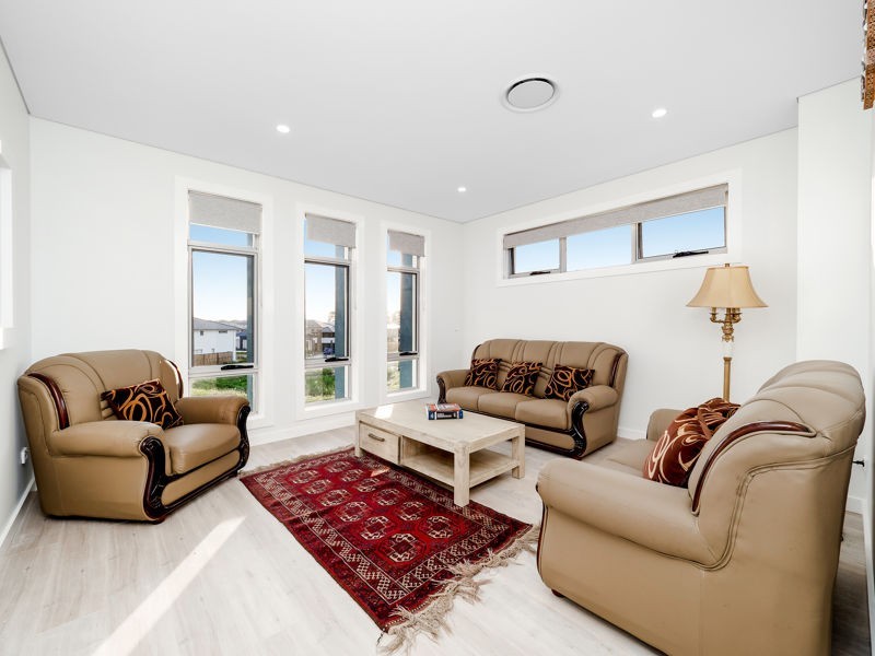 42 Faulconbridge Street, The Ponds NSW 2769